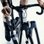 Wahoo KICKR ROLLR SMART Bike Roller - Indoortrainer